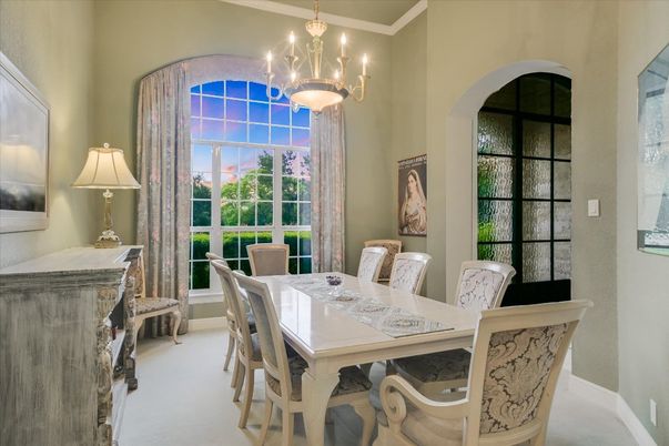 Chandelier, Dining room, Interior