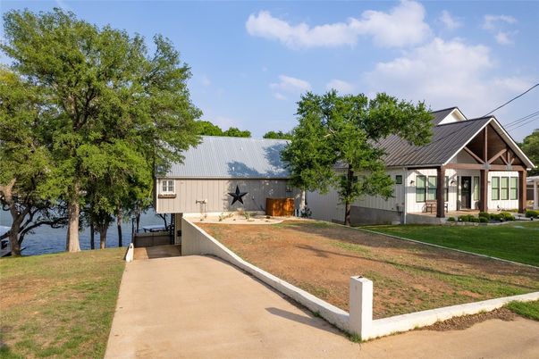 Backyard, Exterior, Water