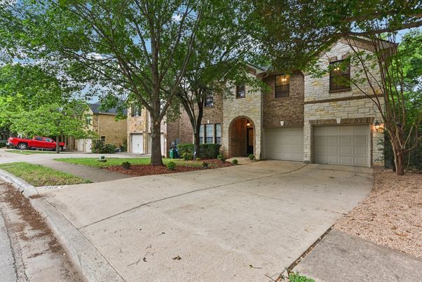 Attached, Exterior, Facade, Brick Facade, Rowhouse