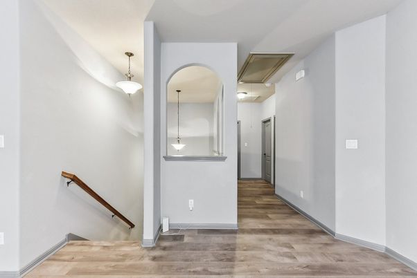 Interior, Pendant Lights, Wood Texture Flooring