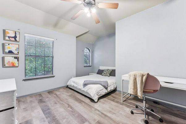 Bedroom, Home Office, Interior, Wood Texture Flooring