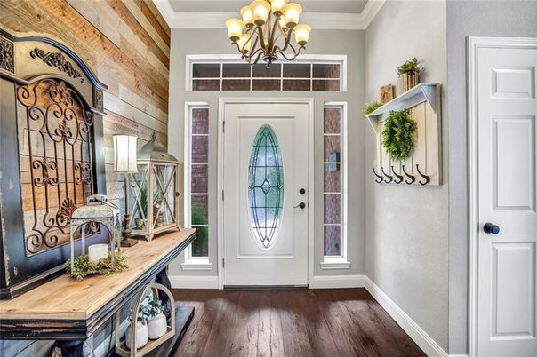 Chandelier, Interior, Wood Texture Flooring