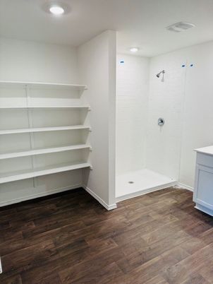 Interior, Recessed Lighting, Wood Texture Flooring