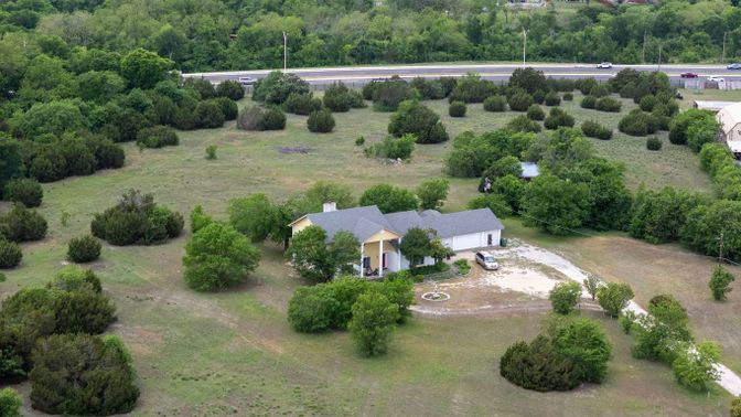 Exterior, Drone