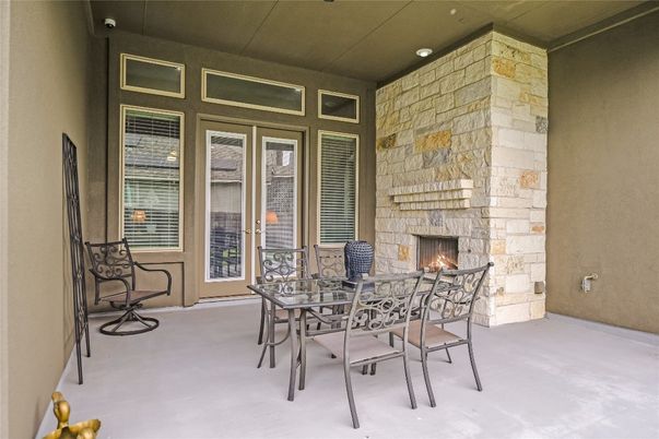 Exterior, Fireplace
