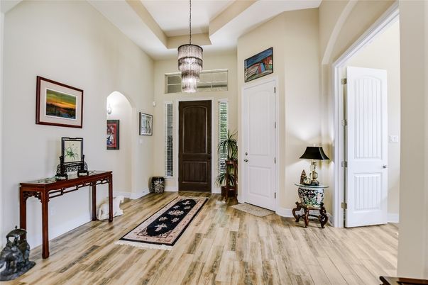 Interior, Pendant Lights, Wood Texture Flooring