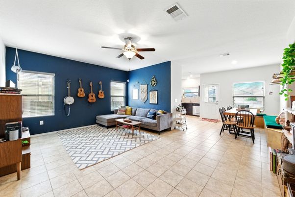 Dining room, Interior, Living room, Pendant Lights, Recessed Lighting