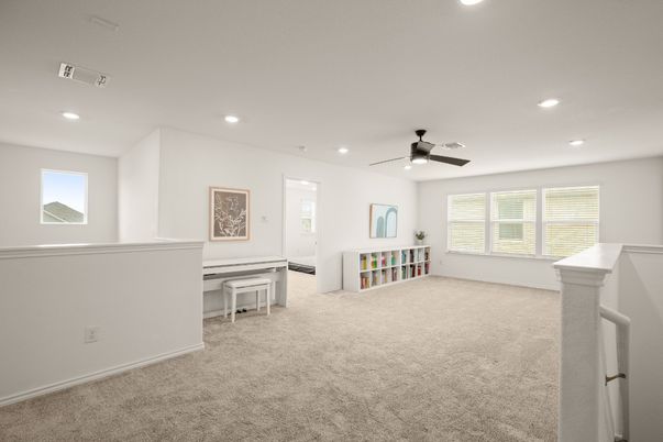 Empty room, Interior, Piano, Recessed Lighting