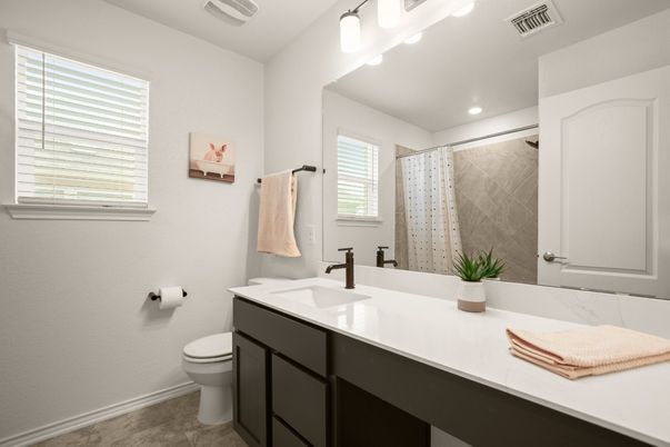 Bathroom, Interior, Recessed Lighting
