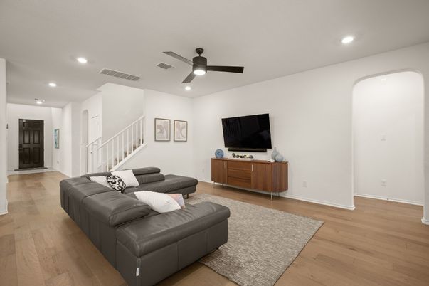 Interior, Recessed Lighting, Wood Texture Flooring