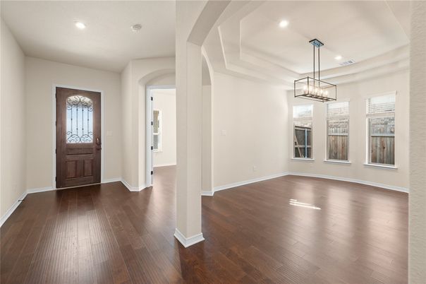 Interior, Pendant Lights, Recessed Lighting, Wood Texture Flooring