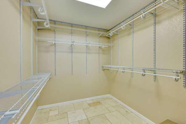 Interior, Walk-in Closets
