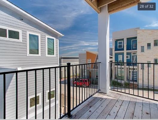 Exterior, Wood Texture Flooring