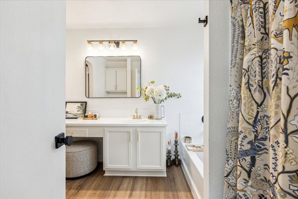 Bathroom, Interior, Wood Texture Flooring