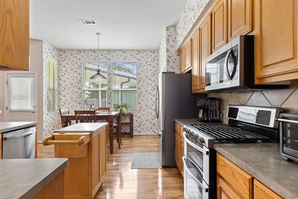 Dining room, Interior, Kitchen, Pendant Lights, Wood Texture Flooring