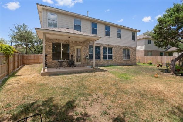 Backyard, Exterior, Facade, Brick Facade, American Foursquare