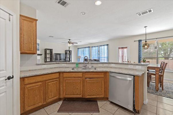 Dining room, Interior, Kitchen, Pendant Lights, Recessed Lighting