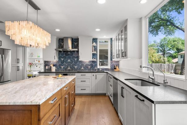 Chandelier, Interior, Kitchen, Pendant Lights, Recessed Lighting, Stainless Steel Appliances, Wood Texture Flooring