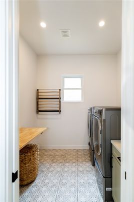Interior, Recessed Lighting, Washer