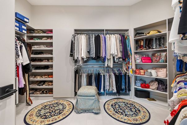 Interior, Walk-in Closets