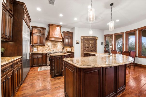 Interior, Kitchen, Pendant Lights, Recessed Lighting, Wood Texture Flooring