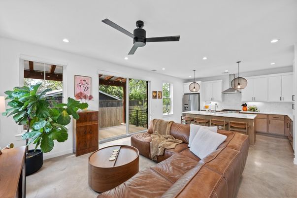 Interior, Kitchen, Living room, Pendant Lights, Recessed Lighting