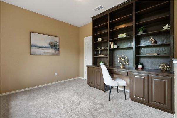 Home Office, Interior