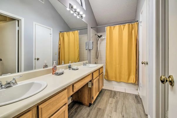 Bathroom, Dual Sink Vanities, Interior, Wood Texture Flooring