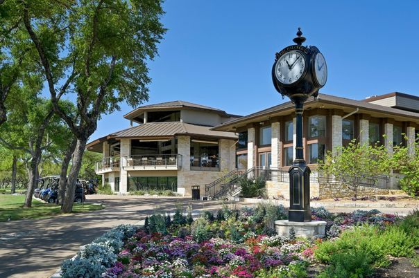 Backyard, Exterior, Facade, Modern