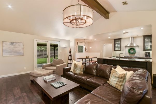Chandelier, Dining room, Interior, Kitchen, Living room, Pendant Lights, Recessed Lighting, Wood Texture Flooring