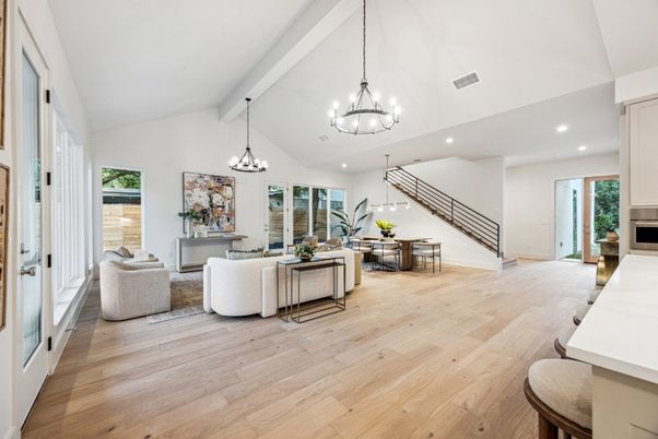 Chandelier, Dining room, Interior, Living room, Pendant Lights, Recessed Lighting, Wood Texture Flooring