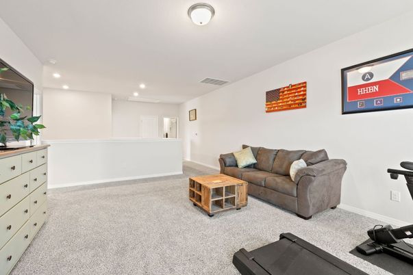 Fitness Equipment, Interior, Living room, Recessed Lighting