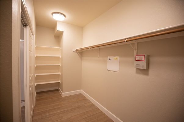 Interior, Walk-in Closets, Wood Texture Flooring