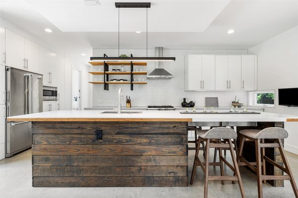 Interior, Kitchen, Pendant Lights, Recessed Lighting, Stainless Steel Appliances
