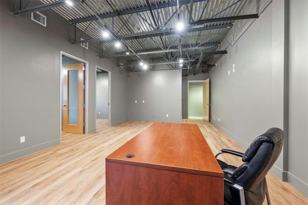 Home Office, Interior, Recessed Lighting, Wood Texture Flooring