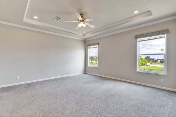 Empty room, Interior, Recessed Lighting