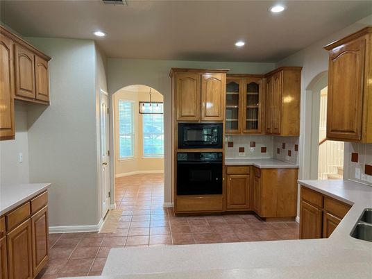 Interior, Kitchen, Recessed Lighting, Water