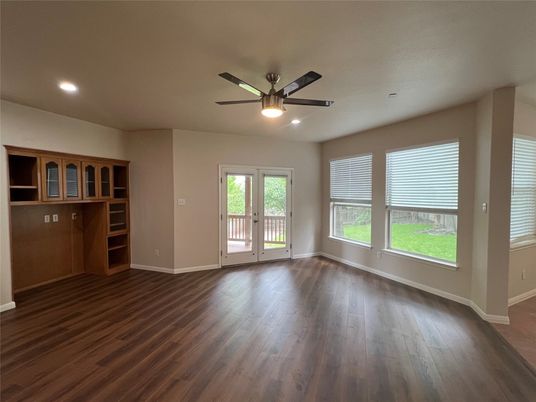 Empty room, Interior, Recessed Lighting, Wood Texture Flooring