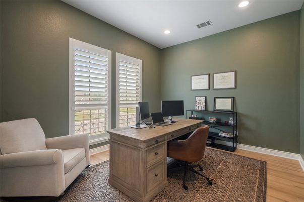 Home Office, Interior, Recessed Lighting, Wood Texture Flooring