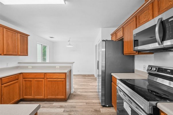 Interior, Kitchen, Pendant Lights, Wood Texture Flooring