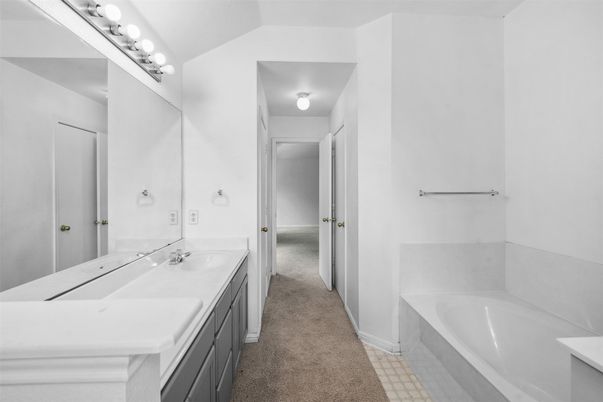 Bathroom, Dual Sink Vanities, Interior