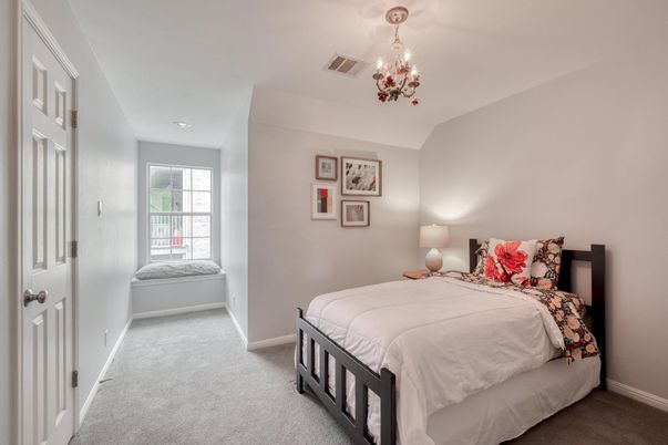 Bedroom, Chandelier, Interior, Recessed Lighting