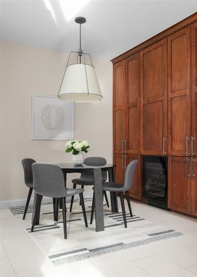 Dining room, Interior