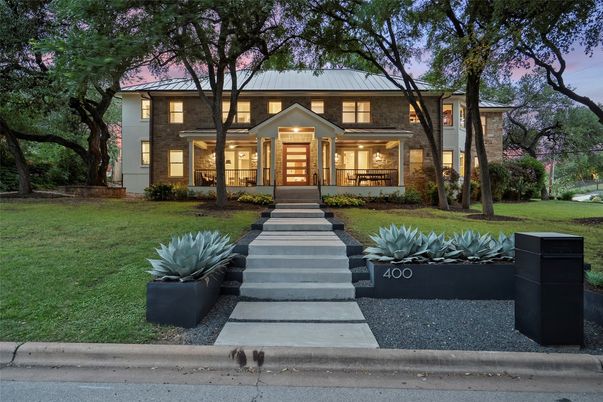 Backyard, Exterior, Facade, French Provincial