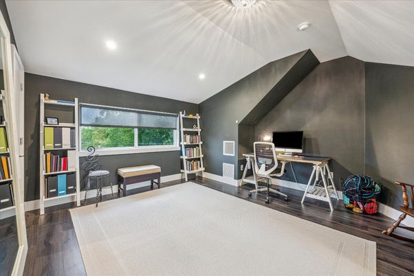 Home Office, Interior, Recessed Lighting, Wood Texture Flooring