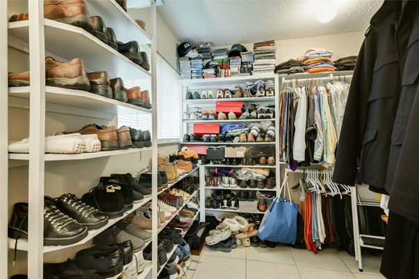 Interior, Walk-in Closets