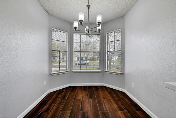 Chandelier, Empty room, Interior, Wood Texture Flooring