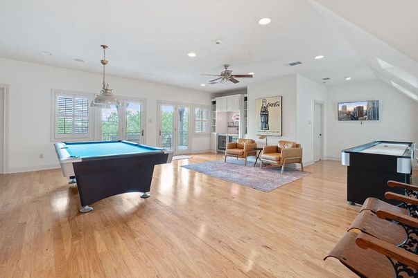 Billiard Table, Game Room, Interior, Living room, Pendant Lights, Recessed Lighting, Wood Texture Flooring