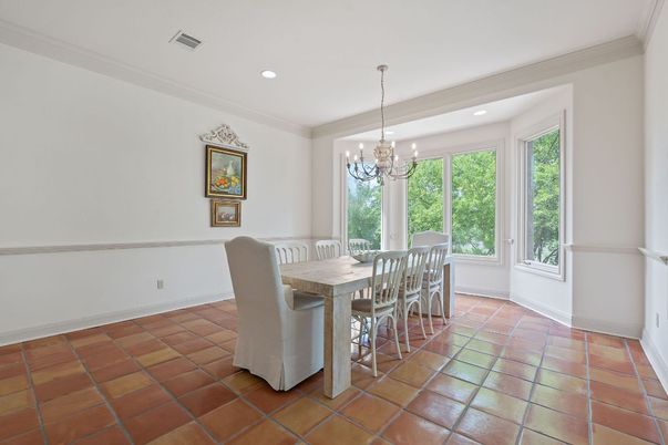 Chandelier, Dining room, Interior, Recessed Lighting