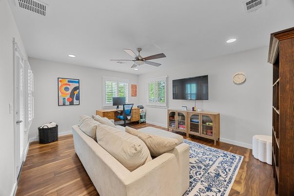Home Office, Interior, Living room, Recessed Lighting, Wood Texture Flooring